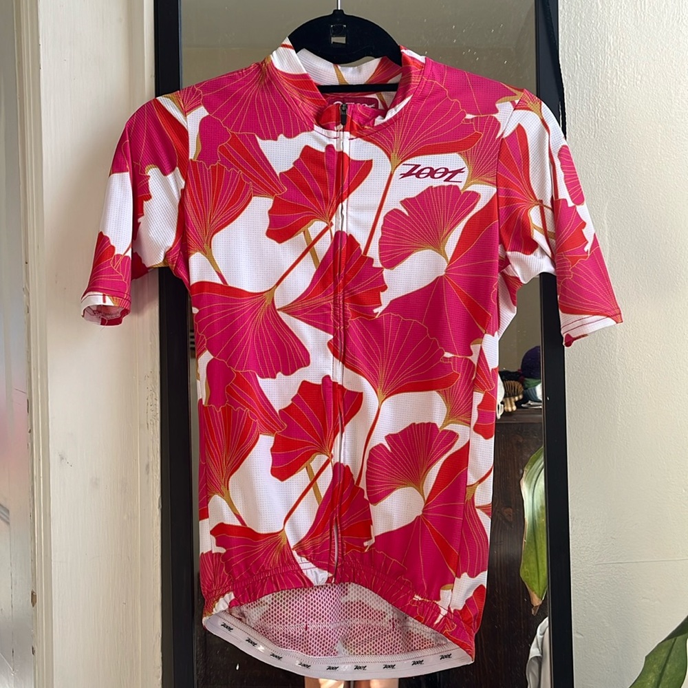 ZOOT women’s cycling jersey, size S, like new
